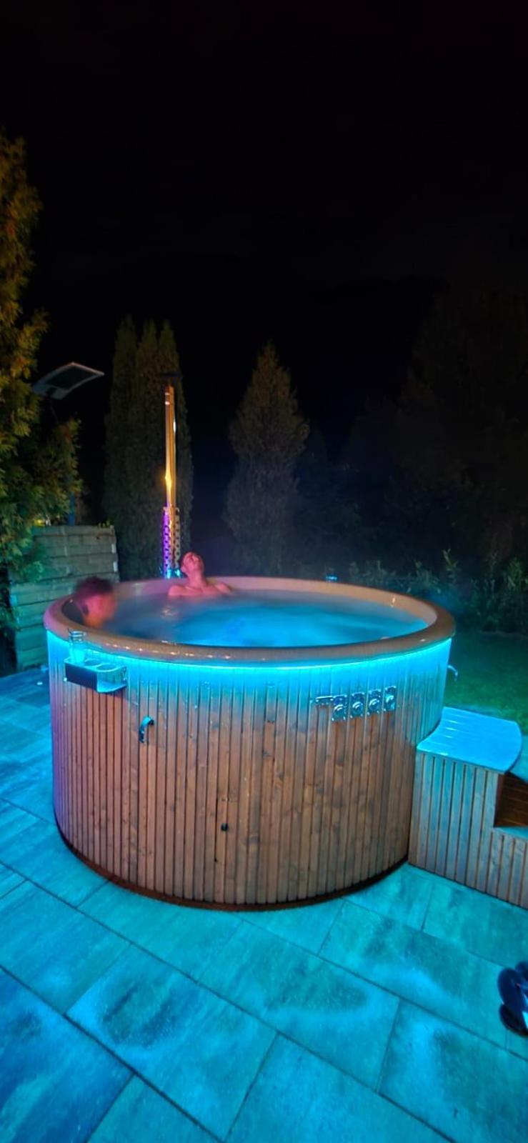 Pensiunea Rau Sadului Bagian luar foto